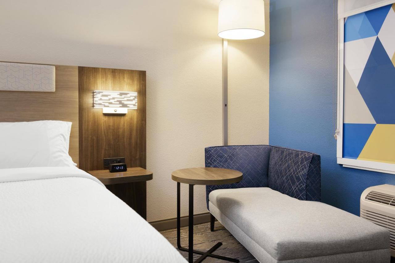 Holiday Inn Express Fremont By Ihg 外观 照片